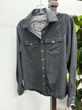 WYATT Women's Charcoal Button-Down Western Shirt